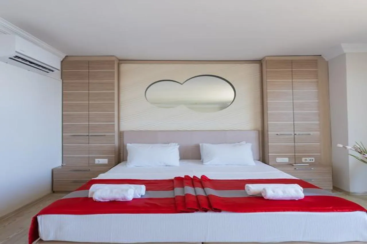 Dora Beach Hotel Marmaris