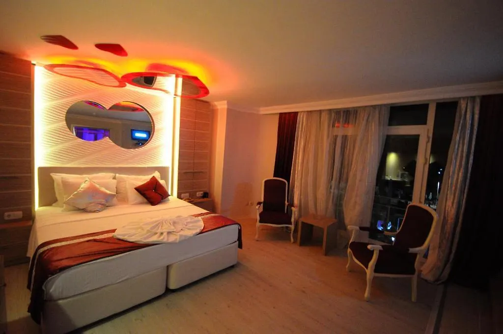 Dora Beach Hotel location